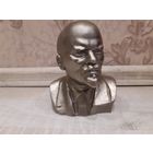 Бюст Ленин