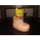 Котенок в ботинке.Целлулоид.