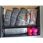 Пульты, АКБ, лампа электронная, кабель SATA и другое