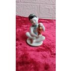 КОЛЛЕКЦИОННАЯ ФАРФОРОВАЯ СТАТУЭТКА МАЛЬЧИК С ВИНОГРАДОМ ЛФЗ СССР РАННЯЯ ОРИГИНАЛ . Распродажа Коллекции ! Экспресс  Аукцион  с рубля без МПЦ и прочего .Много лотов в продаже .