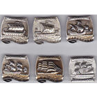 Парусные суда: греческая галера (5-й век до н.э.), грузовой неф (13-й век), каравелла (15-й век), голландский флейт (16-й век), клипер (18-й век), линкор "Полтава".