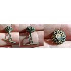 Красивая старинная пуговица