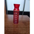 Ваза. Красное стекло.