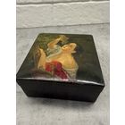 Старинная Шкатулка. ДЕВУШКА с ВИНОГРАДОМ. Палех? Федоскино?.  Распродажа коллекции!!!