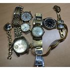 Лот желтых часов.