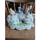 Статуэтка фарфоровая "Чаепитие"