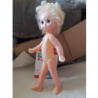 Кукла Ира с очень густой шевелюрой.