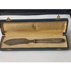 Ножик для тортика 19 век Франция.ручка серебро.голова Минервы.