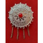 Крупная брошь ссср