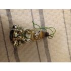 Елочная игрушка мальчик на санках