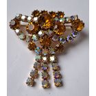 Крупная брошь с подвесками. Сияющие кристаллы. Чехословакия
