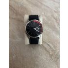 Оригинальные часы GUESS PERRY в идеальном состоянии