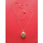 Кулон(под фото) с цепочкой,54 см.