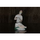 Фарфоровая статуэтка "Гадание на ромашке" ЛФЗ