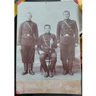 Фотография солдат, дореволюционная, сабли, пряги.