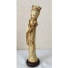 Статуэтка Китаянка с павлином. СССР