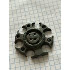 Старинный красивый ременной распределитель