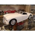 Модель 1:16 MGA Twin Cam 1955