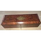 Старинная шкатулка для перчаток с перчатками. Рубеж 19- 20 век.