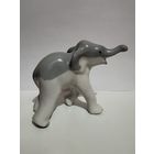 Коллекционная фарфоровая статуэтка "СЛОНЁНОК"  артель "ПРОГРЕСС"  ОРИГИНАЛ. С РУБЛЯ!