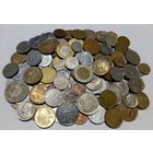 Монеты разных стран 200 штук.Без России и Украины.560 грамм