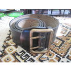 Ремень черный армейский кожаный.