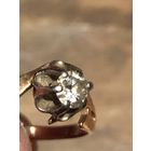 Кольцо золотое с крупным бриллиантом