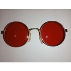 Очки солнцезащитные, красные рубиновые стёкла линзы, оправа, дужки отсутствуют, Ozzy Osbourne, Johnny Depp, Lennon, Григорий Лепс, Хеллоуин