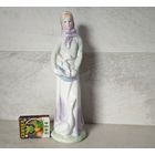 Статуэтка девушка с гусями