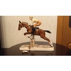 Статуэтка Наездница Германия под реставрацию