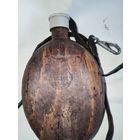 Фляжка Вермахта в кокосовом шпоне , производитель H.R.E. 1942 г.