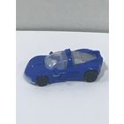 Фигурка киндер - машинка.