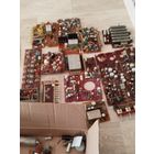 Лот советский радиодеталей,все нужные детали на месте,ничего не снималось,с рубля