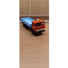 Модель автомобиля 1/43
