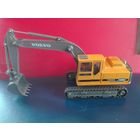 Экскаватор "Вольво". Гусеничный.1/50.