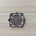 Складень старинный створка складня с эмалями