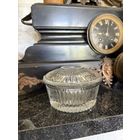 Винтажная сахарница с крышкой