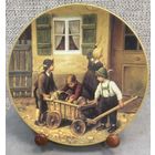 Фарфоровая настенная тарелка Vohenstrauss Johann Seltmann из серии Утерянные детские портреты Франца фон Дефреггера. 1995 год. 19.5 см.