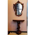 Консоль с зеркалом.