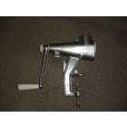 Соковыжималка (СССР) как мясорубка..чугунная крепится к столу.