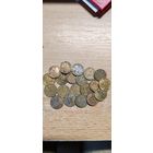 Монеты 20 штук.