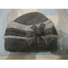 Женская шапка