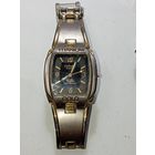 Часы кварцевые OMAX с рубля