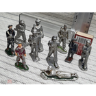 Лот 10 старинных Солдатиков Алюминий каска форма Разных стран 1930 годы