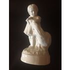 Девочка с курочкой Рига Рижская фарфоровая фабрика