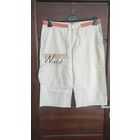 Шорты удлиненные мужские XXL бежевого цвета, отличный состав: 55% хлопка, 45% льна. Длина 71 см, ПОталии 46 см. Хорошее состояние. Есть одно маленькое пятнышко, малозаметное. Не выводили, может от сти