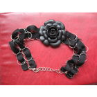 Колье Чёрная роза