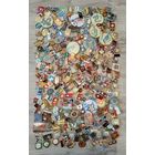 Значки. Свыше 300 штук. С рубля, без минимальной цены.