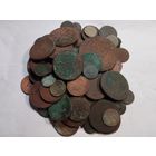 100 старых медных монет