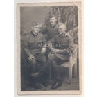 Бойцы РККА. Автобат. 1941-й г. Бельцы.